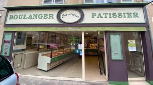 La facade de la Boulangerie Pâtisserie Auroy Villatte avant les aménagements de Jade & Lou