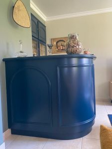 Meuble de bar pour l'espace de vie