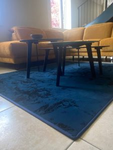 Tapie et tables basses
