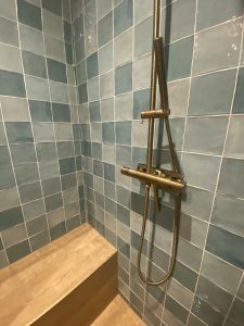 Jade & Lou - Suite parentale chambre, salle de bains et buanderie - Détails de la salle de bains