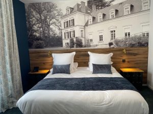 Aménagement des chambres par Jade & Lou pour l'Hôtel de la Tremblère